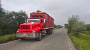 Guardia Estatal atiende accidente con personas lesionadas