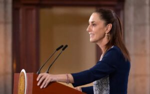 Pide Sheinbaum mover elección judicial al 2028