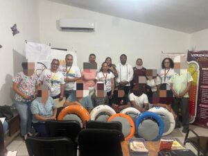 Adolescentes en conflicto con la Ley Penal elaboran y donan camas para mascotas con material reciclado
