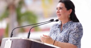 Mónica Villarreal lleva iluminación y seguridad
