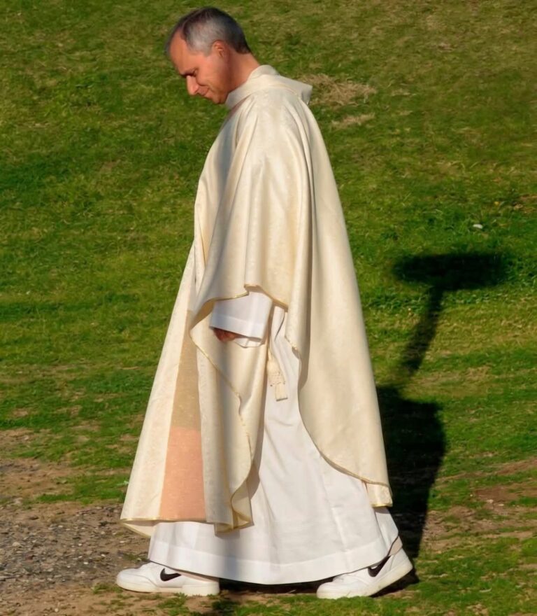 Un PAPA buena onda y muy cómodo con sus NIKE.