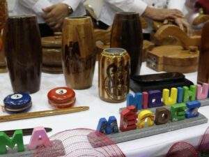Promueve la SSPT productos artesanales elaborados en los CEDES para celebrar el Día del Padre