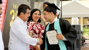 Entrega la UAT en la UAM-Mante nuevos profesionales de la salud y la educación