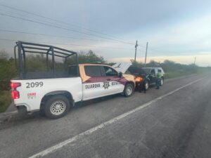 Operativo Héroes Paisanos permite apoyo seguro a conductora en la Carretera Federal 101