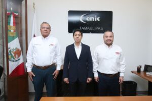 Refrendan Gobierno y CMIC compromiso con movilidad ordenada y desarrollo urbano