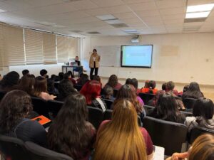 Prepara UTTN profesionistas con habilidades clave para gestión del talento humano
