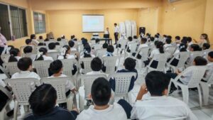 Lleva COMAPA Sur mensaje de cuidado del agua a escuelas de la región