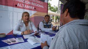 Acercan más de 100 oportunidades laborales a las familias de González