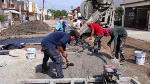 Avanzan trabajos de rehabilitación de la red sanitaria en diversas colonias