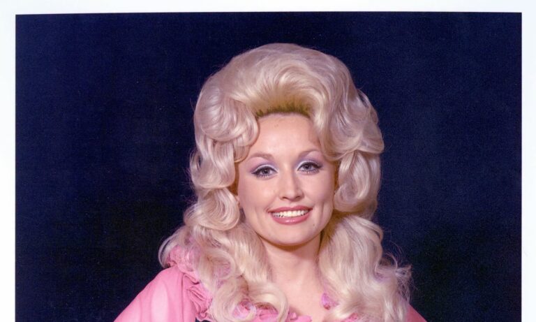 Muy lamentable: muere Dolly Parton a los 80 años