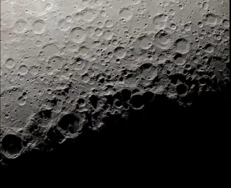 🦠🌕 ¿MICROBIOS DE LA TIERRA PODRÍAN SOBREVIVIR EN LA LUNA?