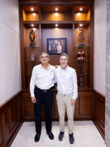 Recibe Gobernador de Tamaulipas al senador de la republica José Ramón Gómez Leal