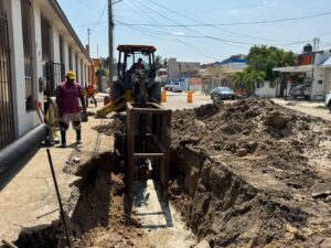 Mejora COMAPA Sur funcionamiento de la red sanitaria en la colonia Unidad Nacional