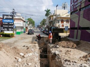 Renuevan red de drenaje sanitario en tres sectores de la avenida Cuauhtémoc en Tampico